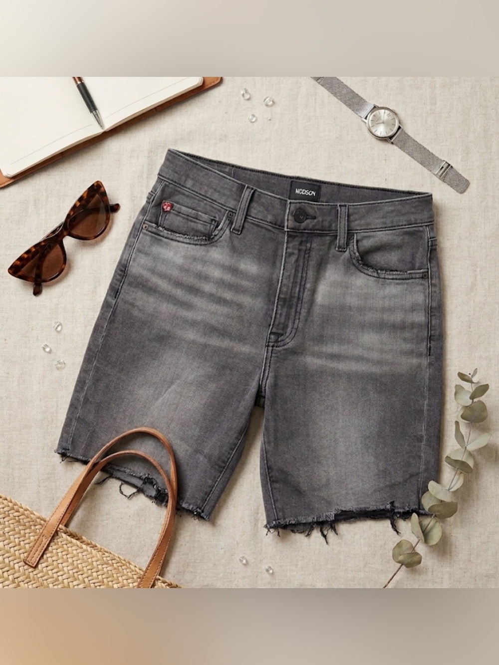 Hudson High-Rise Raw Hem Gray/BlackDenim Jorts